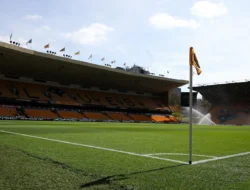 Wolves Didenda £ 100k Untuk Teriakan Fans Anti-Gay  vs Chelsea