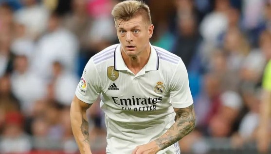 Semua karena Uang!, Kritik Toni Kroos Pesepak Bola yang Memutuskan ke Arab Saudi