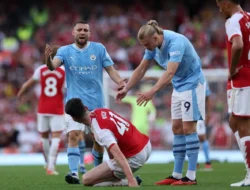 Kovacic Pantas Mendapat Kartu Merah Dalam Pertandingan Arsenal-Man City