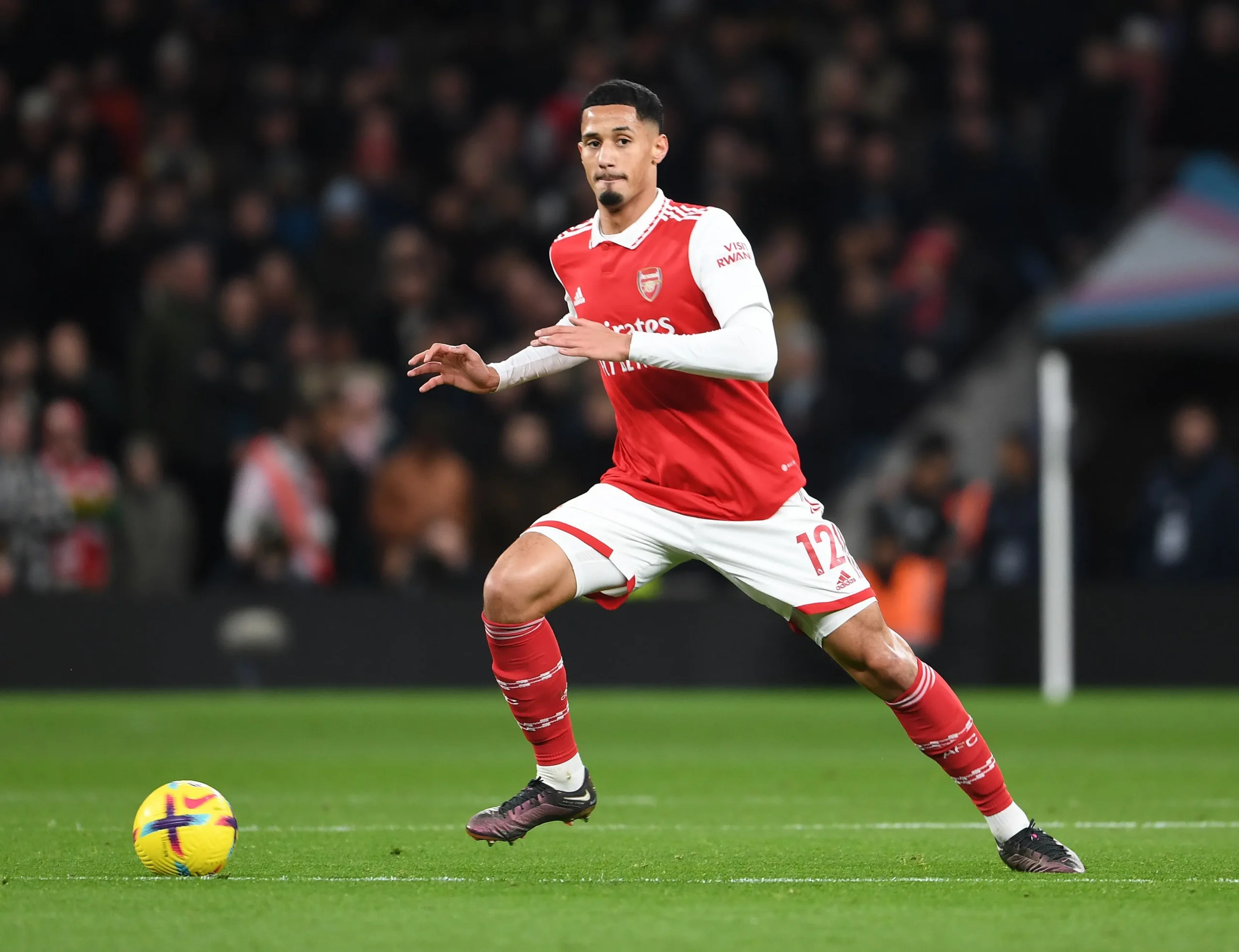 Real Madrid Berusaha Merekrut William Saliba dari Arsenal